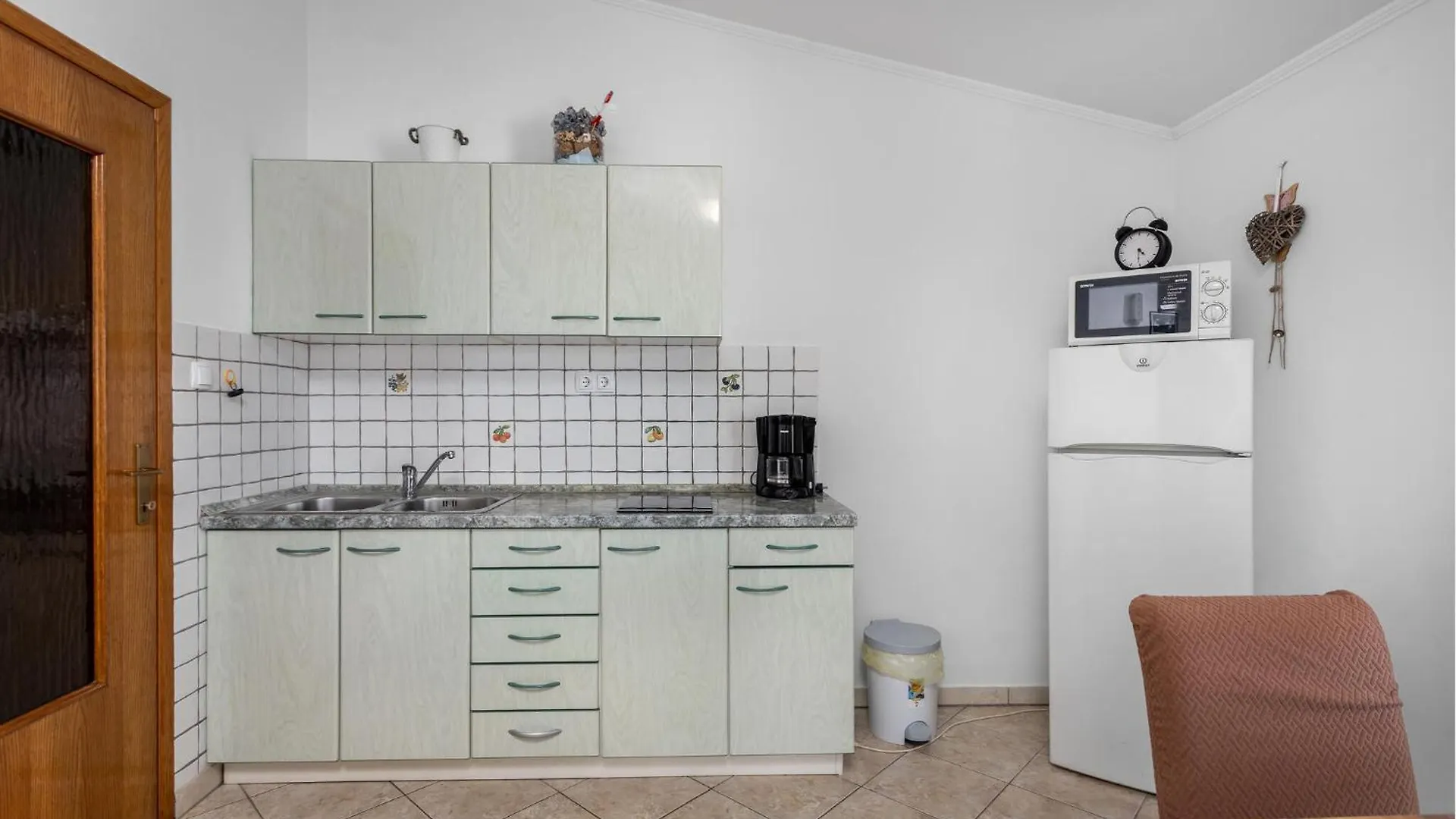 1 Bedroom Nice Apartment In Lopar