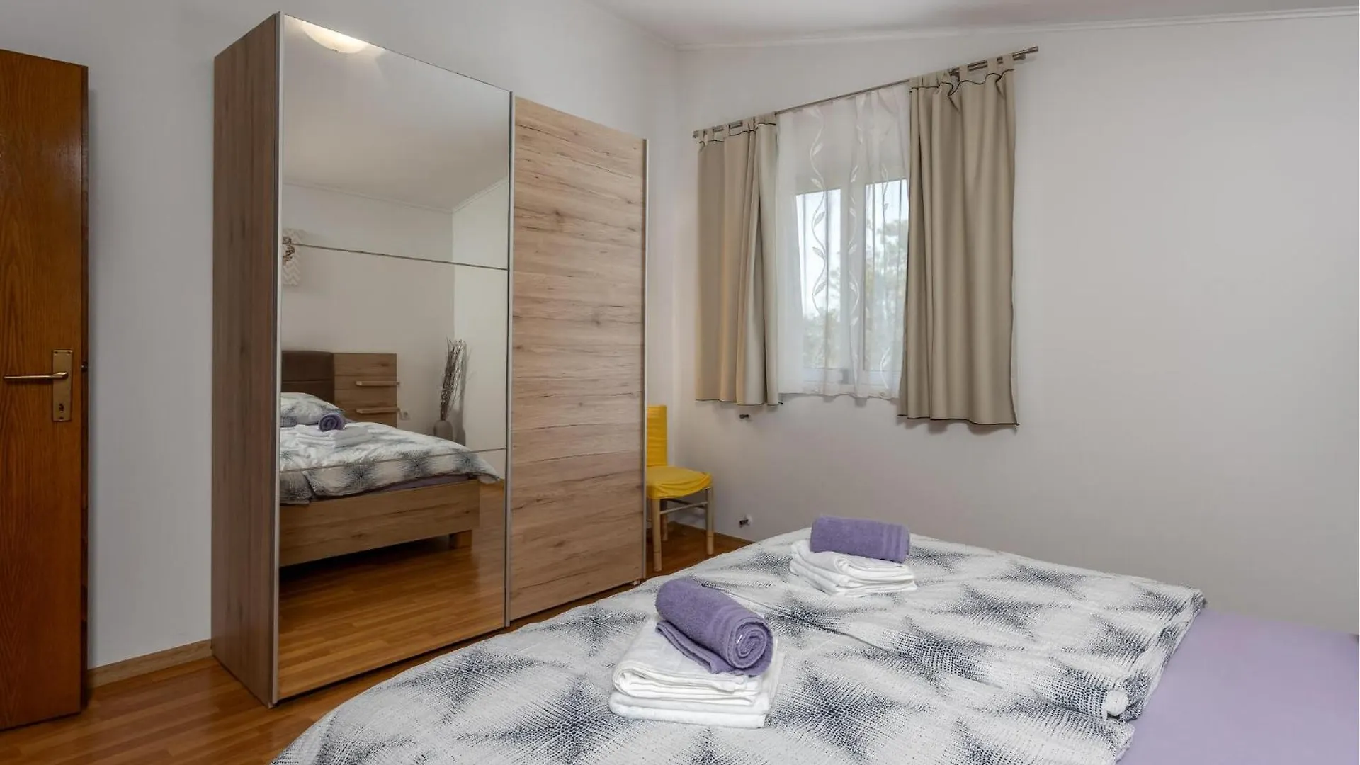 1 Bedroom Nice Apartment In Lopar