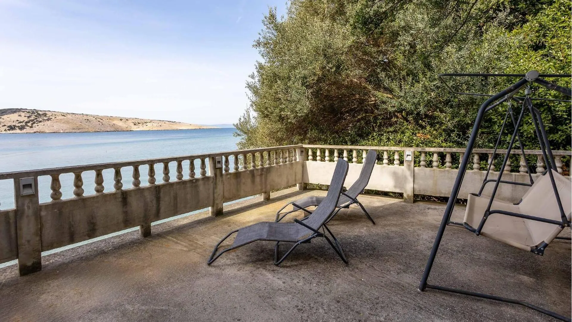 1 Bedroom Nice Apartment In Lopar Croatia